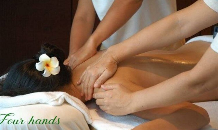 best four hands massage in dubai